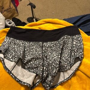 Lululemon women’s size 10 shorts with floral pattern